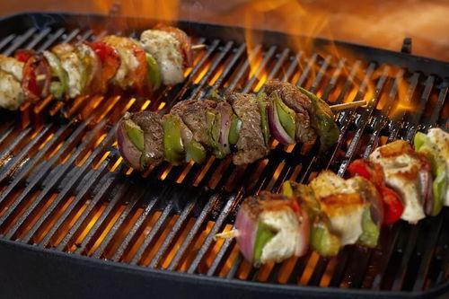 娱乐吃瓜酱有人在吃烧烤